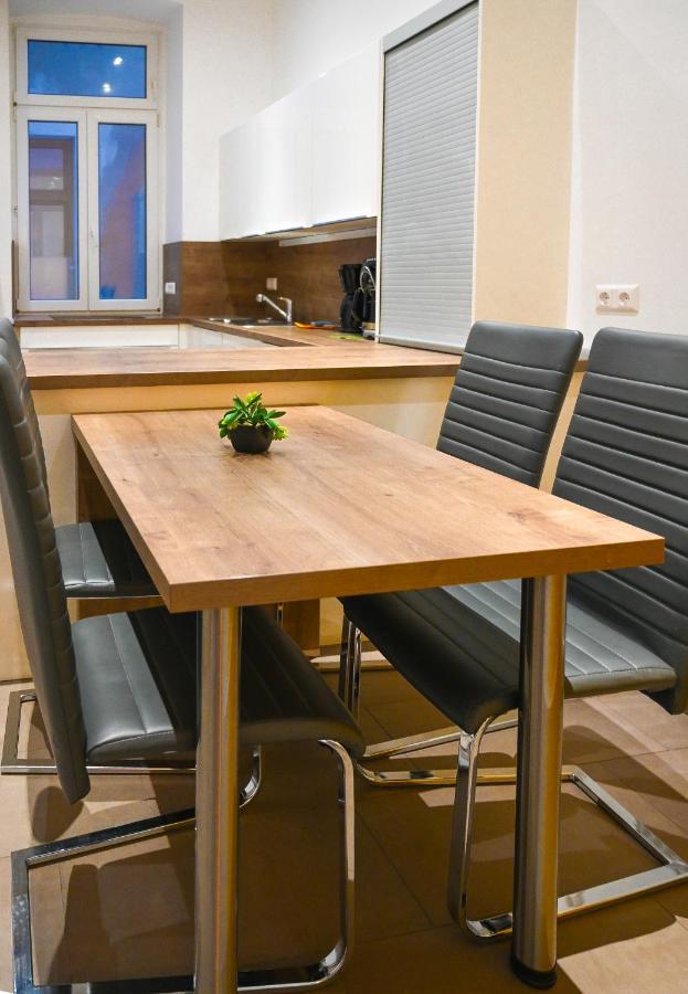 Modern Apartment Wiener Stadthalle 외부 사진